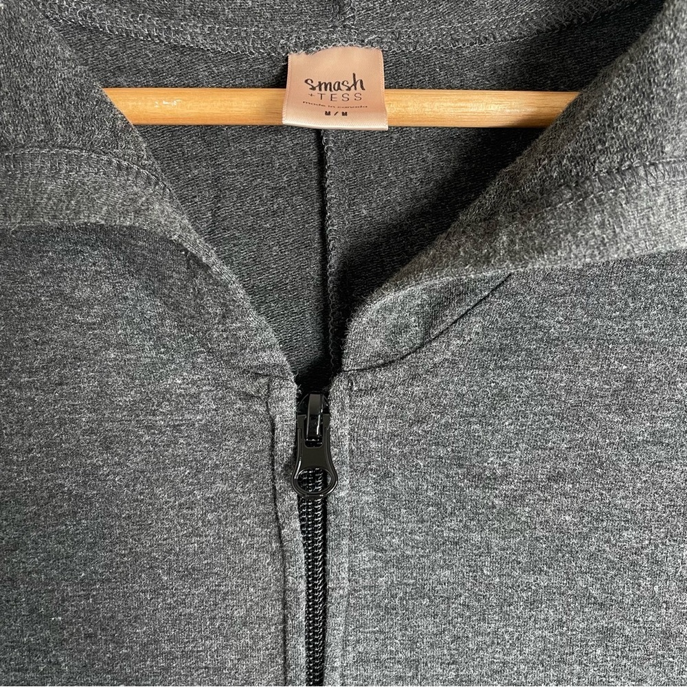 Smash + Tess Long Sleeve Hooded Jumpsuit Women’s M Charcoal Gray Zip Super Soft - Picture 3 of 15